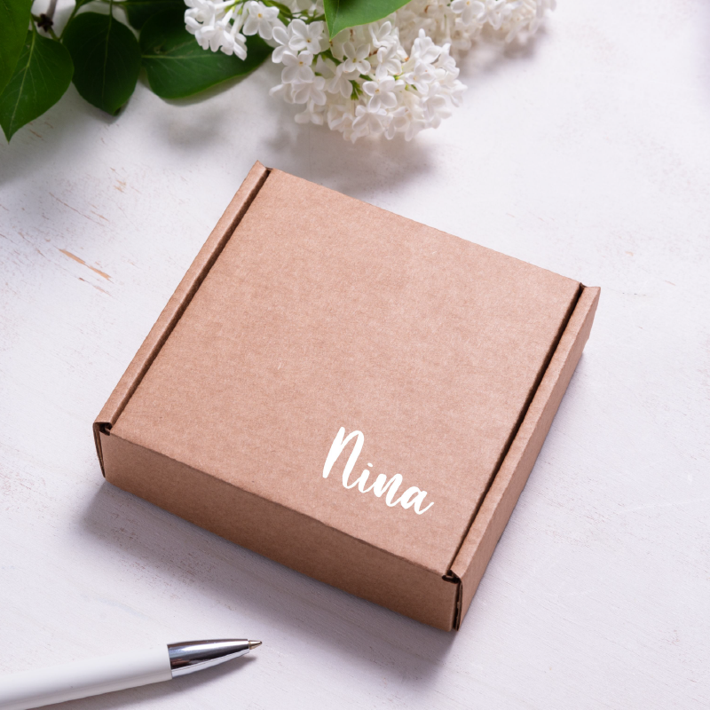 2x brisača Ptica z izvezenim imenom - bela