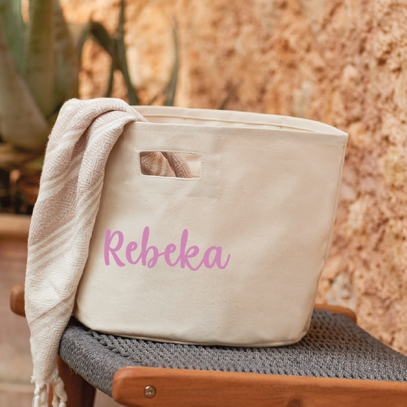 Koš za igrače z izvezenim imenom - natural