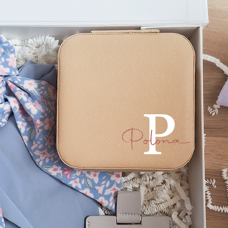 Škatla za nakit z imenom - bež