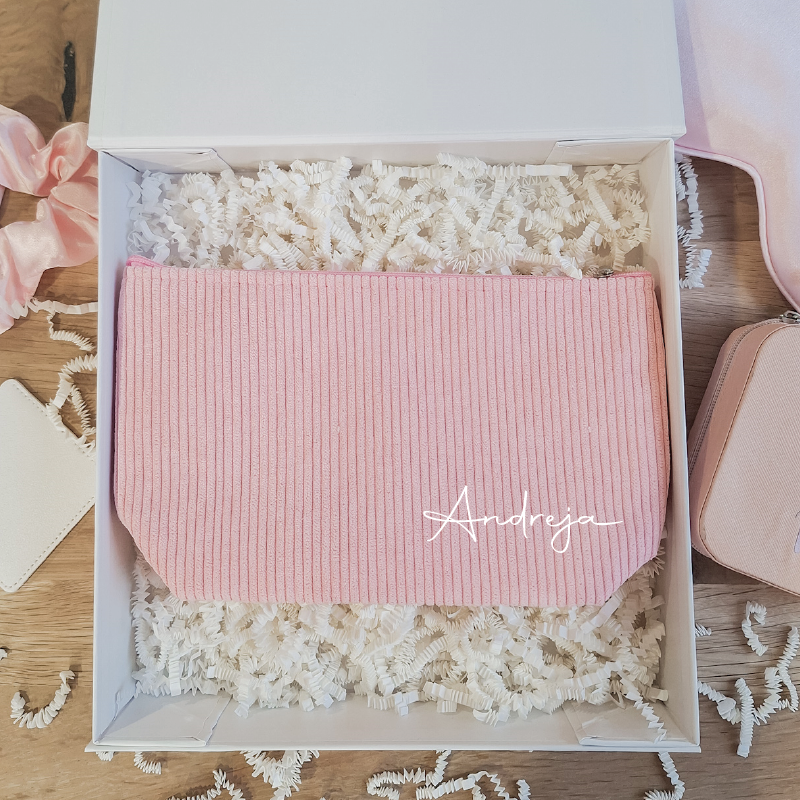Žametna torbica z imenom - nežno roza